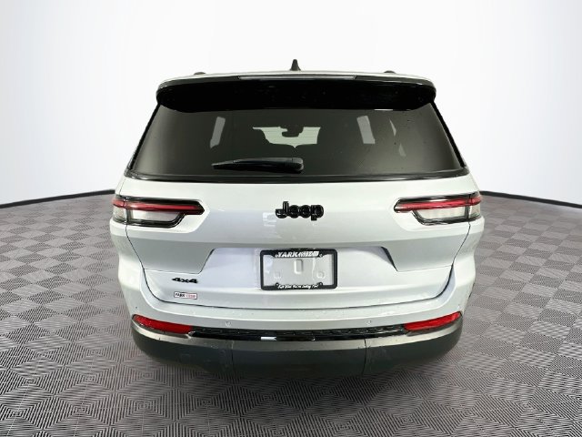 Used 2023 Jeep Grand Cherokee L Laredo AWD/4WD image 11