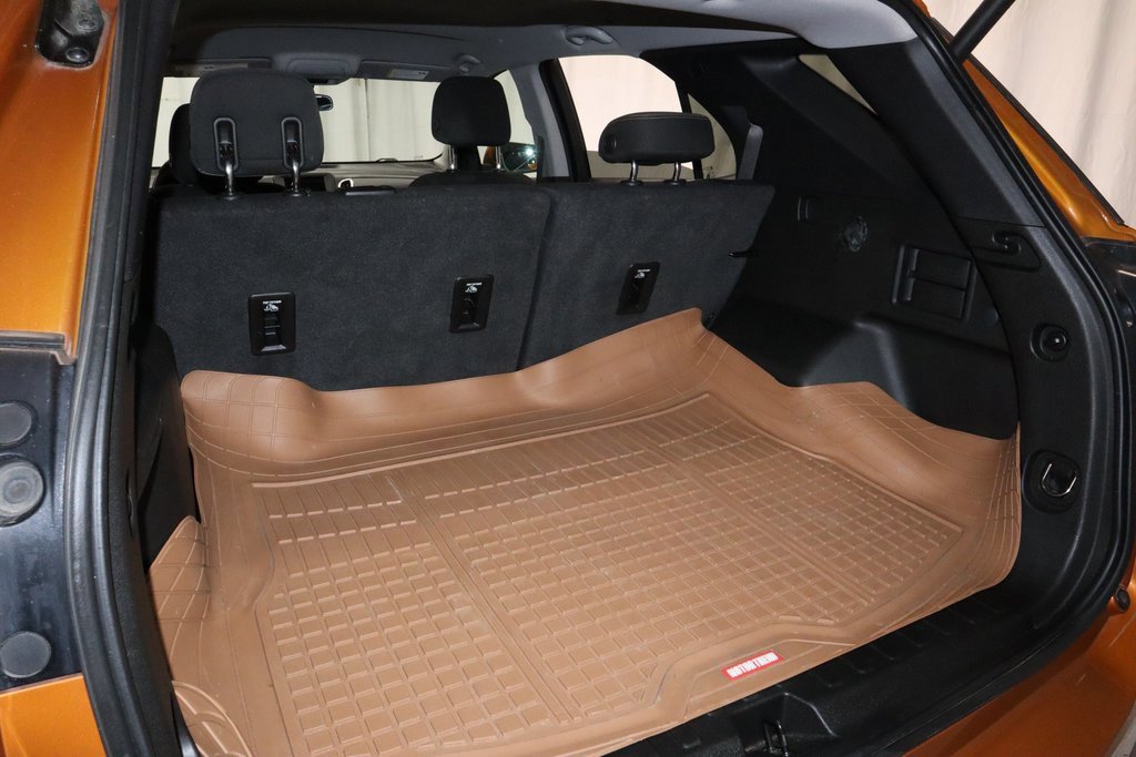 Used 2019 Chevrolet Equinox LT image 18