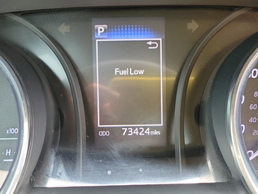 Used 2020 Toyota Camry SE FWD image 25