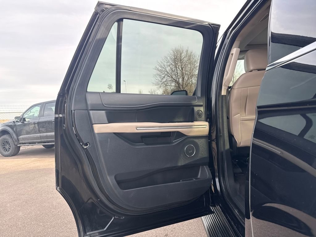 Certified 2023 Ford Expedition Max Limited image 20