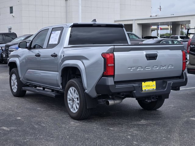 Used 2024 Toyota Tacoma SR RWD image 5