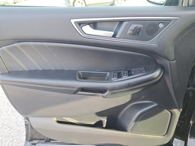 Certified 2022 Ford Edge ST w/ Equipment Group 401A image 23