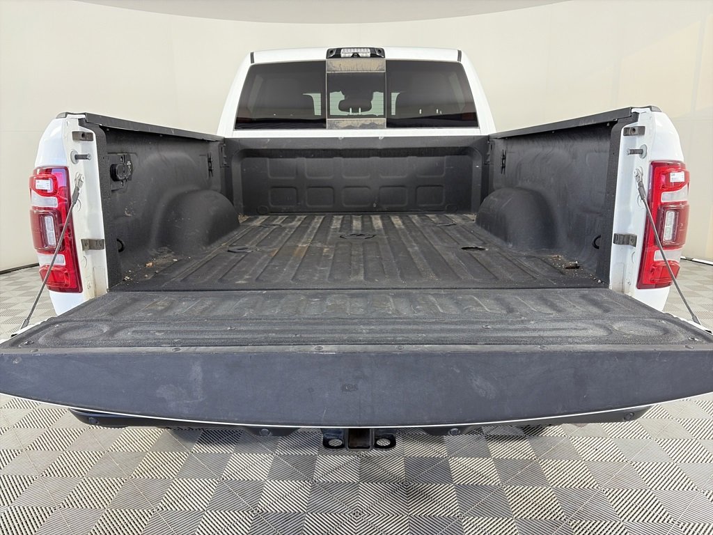 Used 2024 RAM 2500 Limited w/ Safety Group image 28