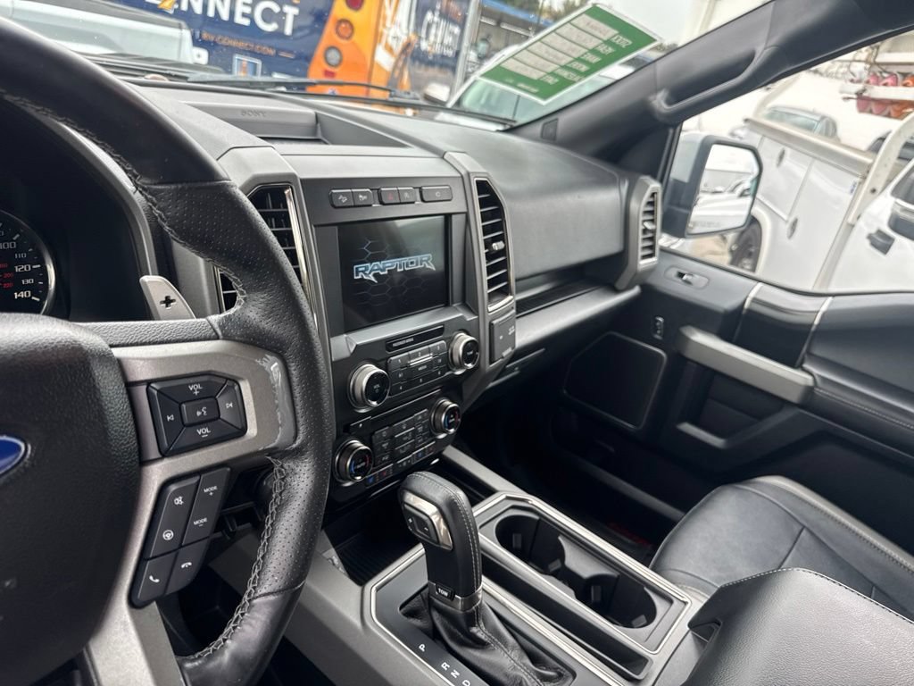 Certified 2017 Ford F150 Raptor w/ Equipment Group 802A Luxury AWD/4WD image 8