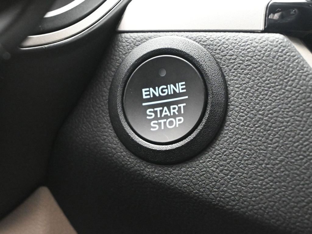 Certified 2022 Ford Escape SE w/ Convenience Package FWD image 14
