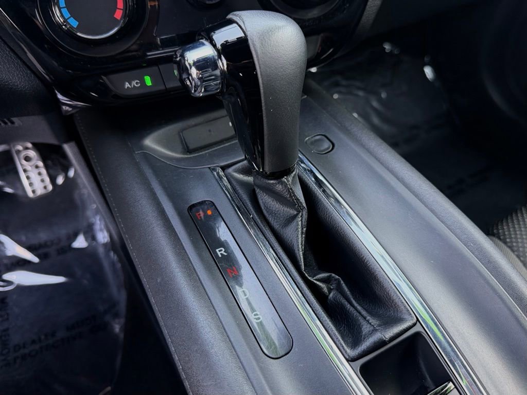 Used 2022 Honda HR-V Sport image 26