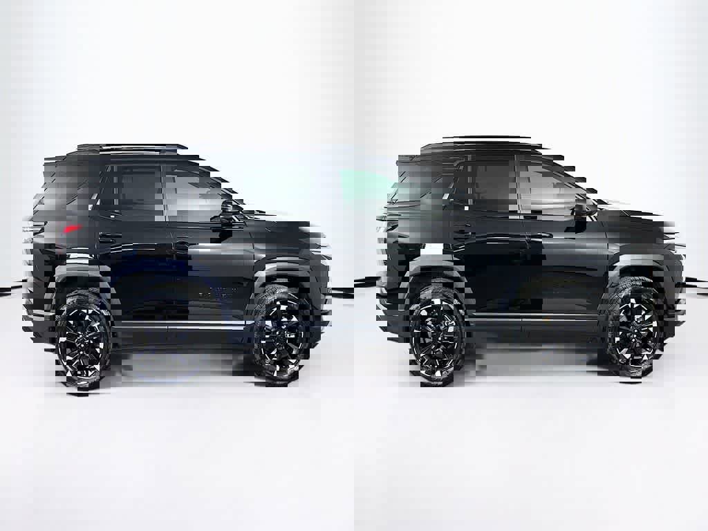 Used 2025 Chevrolet Equinox RS w/ Safety and Technology Package image 6