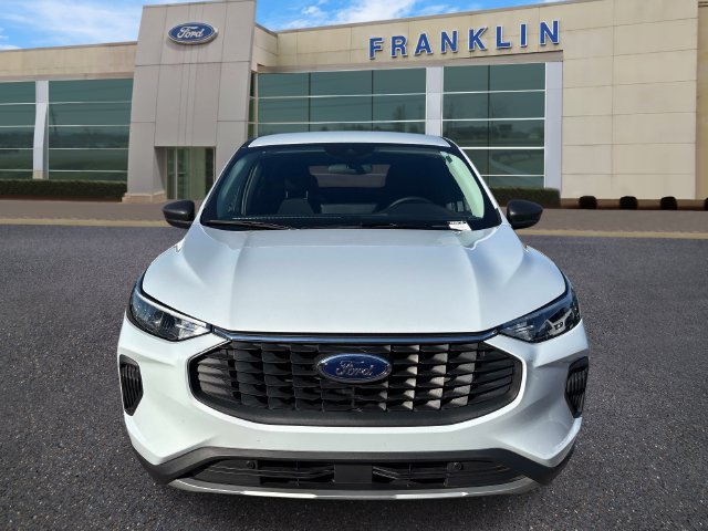 Certified 2025 Ford Escape Active w/ Tech Pack #1 FWD image 2