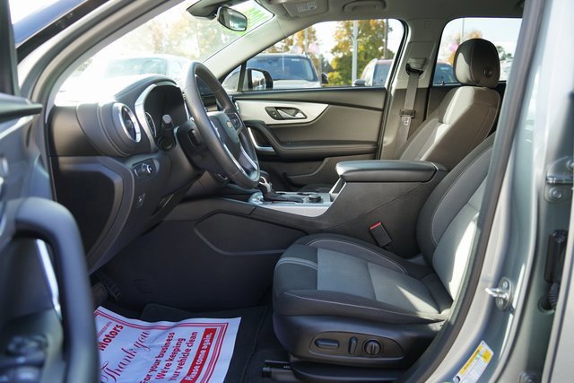 Used 2023 Chevrolet Blazer LT image 11