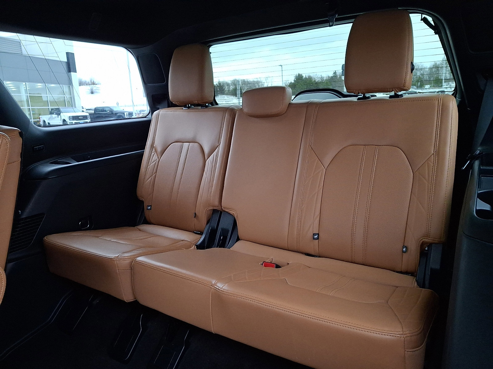 Certified 2023 Ford Expedition Platinum image 11
