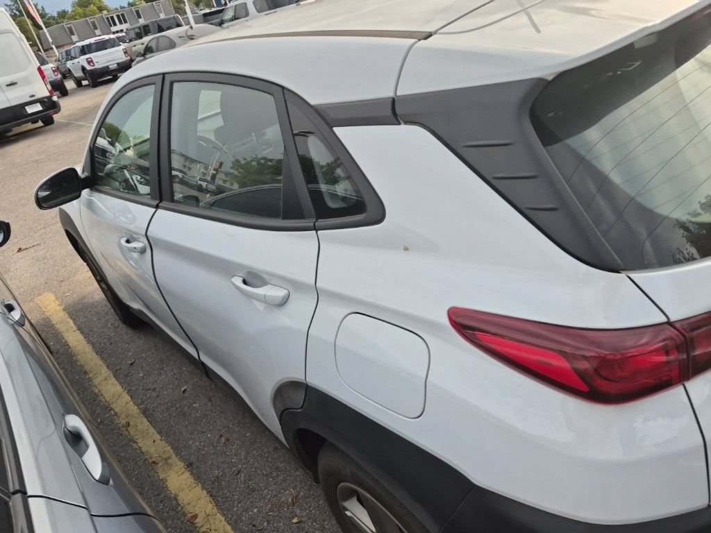 Used 2021 Hyundai Kona SE FWD image 7