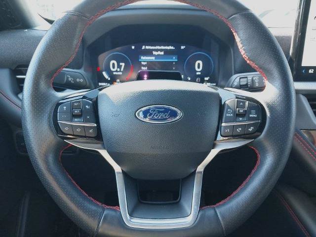 Certified 2025 Ford Explorer ST-Line AWD/4WD image 18