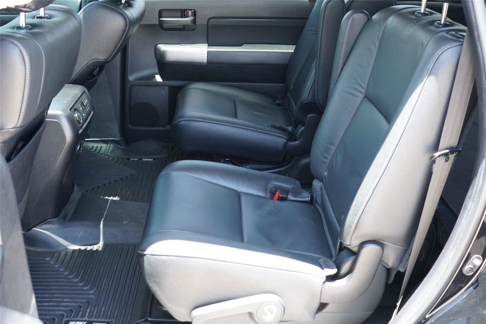 Used 2021 Toyota Sequoia TRD Sport w/ TRD Sport Premium Package AWD/4WD image 23
