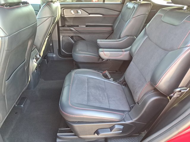 Certified 2025 Ford Explorer ST image 15