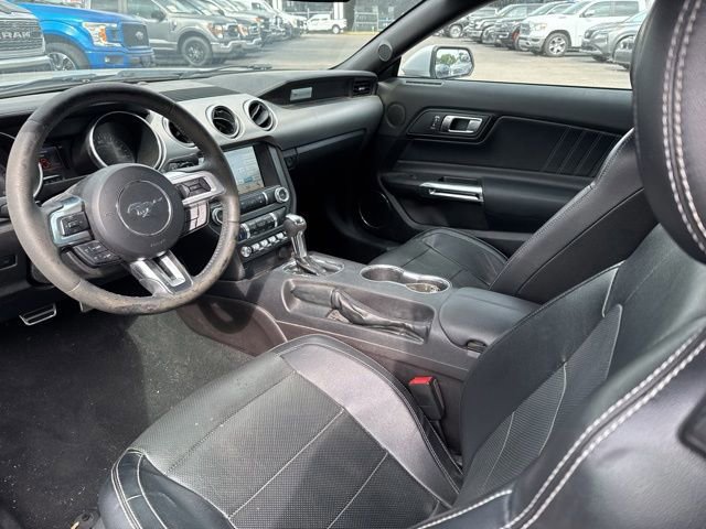 Certified 2019 Ford Mustang Premium RWD image 7