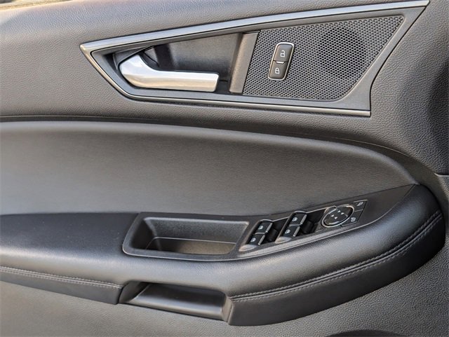 Certified 2023 Ford Edge SE w/ Black Appearance Package image 25