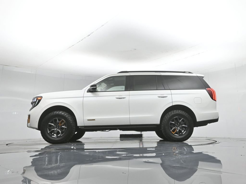 Certified 2025 Ford Expedition Tremor AWD/4WD image 8