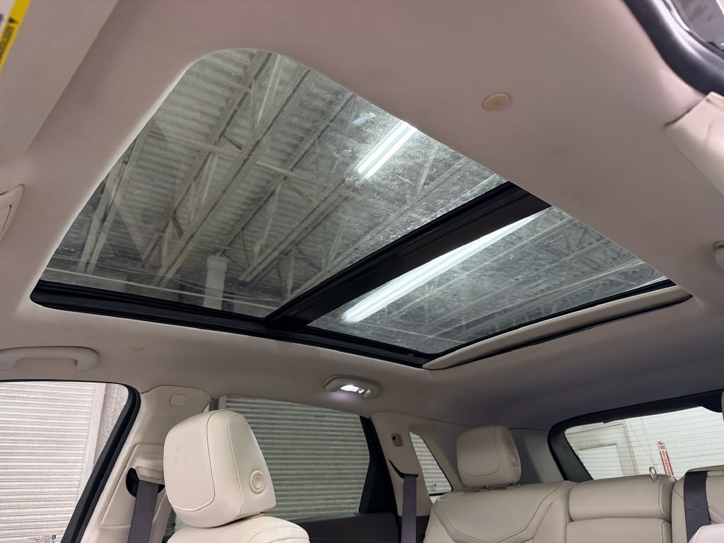 Used 2019 Cadillac XT5 Premium Luxury FWD image 9