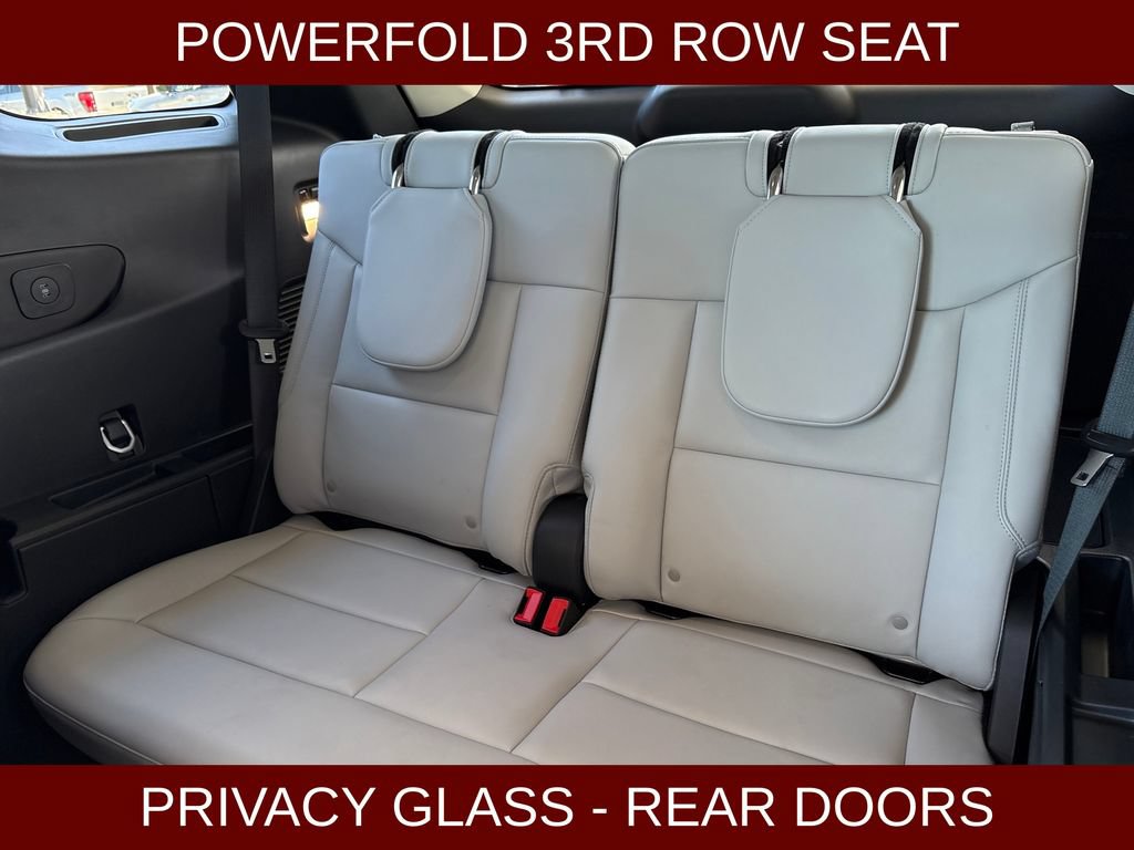 Certified 2025 Ford Explorer Platinum w/ Ultimate Package AWD/4WD image 30