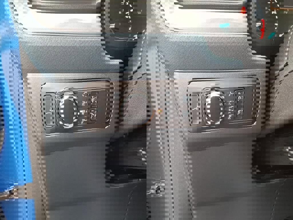 Certified 2024 Ford Maverick XLT w/ XLT Luxury Package image 19