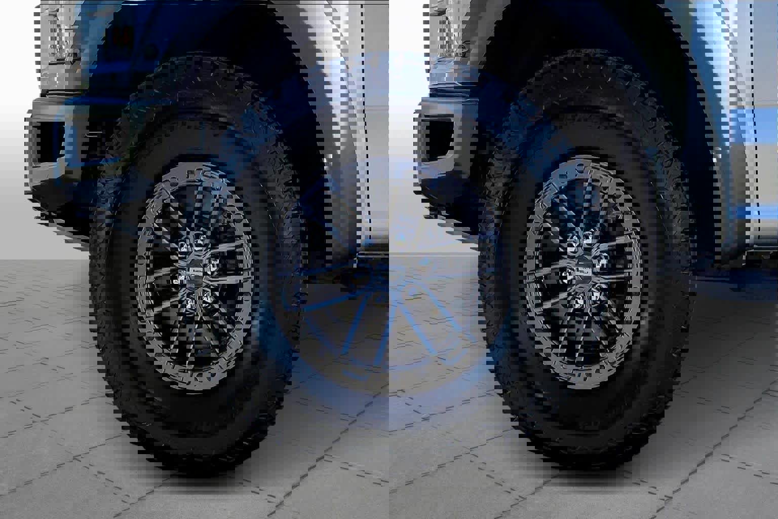 Certified 2018 Ford F150 Raptor w/ Equipment Group 802A Luxury image 12