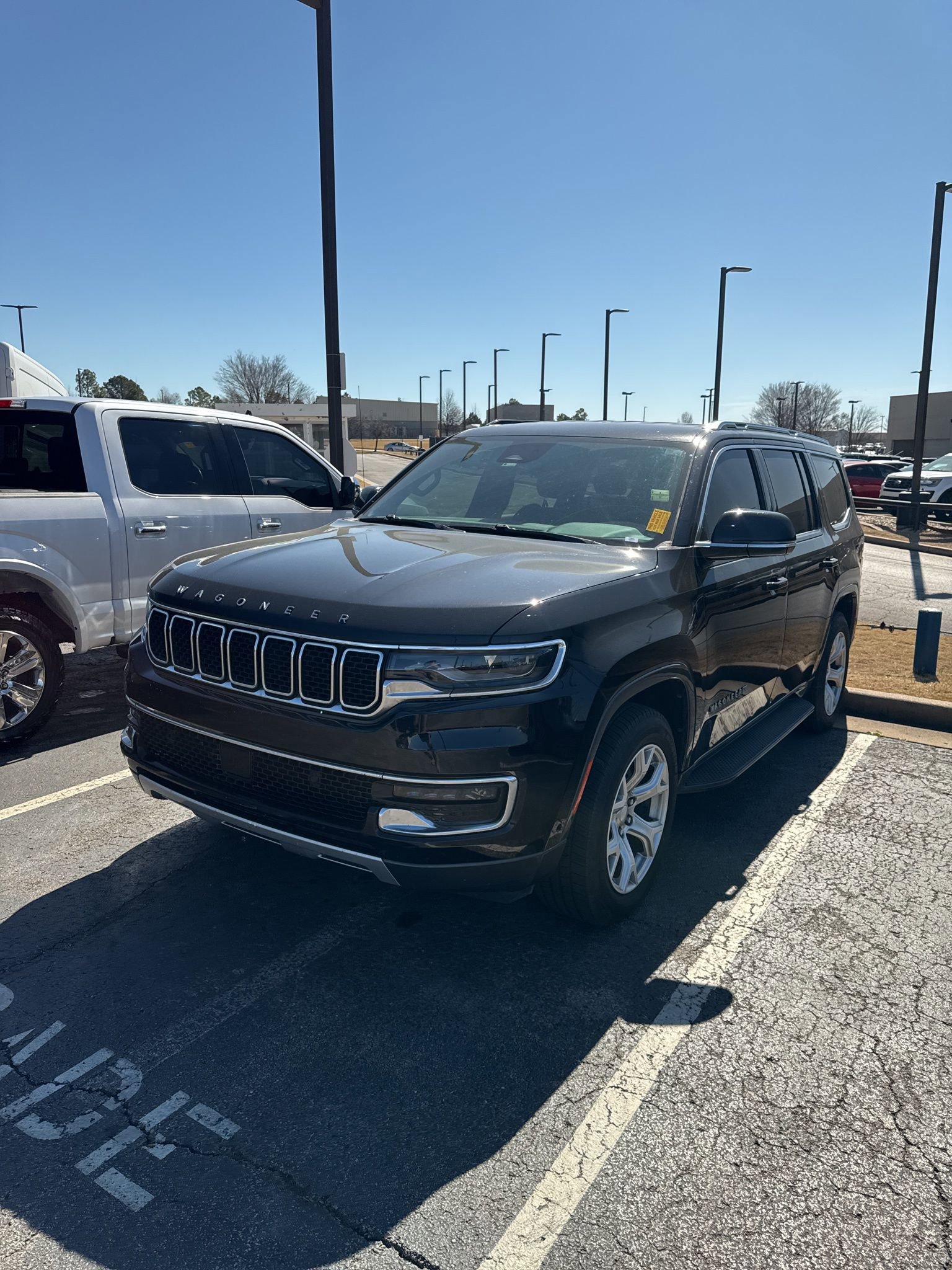 Used 2022 Jeep Wagoneer Series II image 1