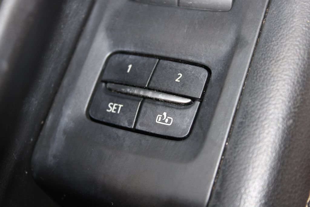 Used 2022 Chevrolet Suburban Premier RWD image 43