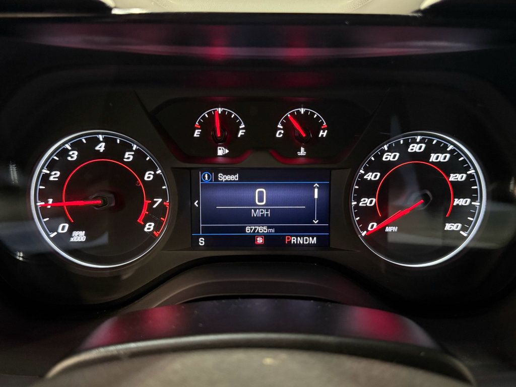 Used 2020 Chevrolet Camaro LT w/ RS Package image 18