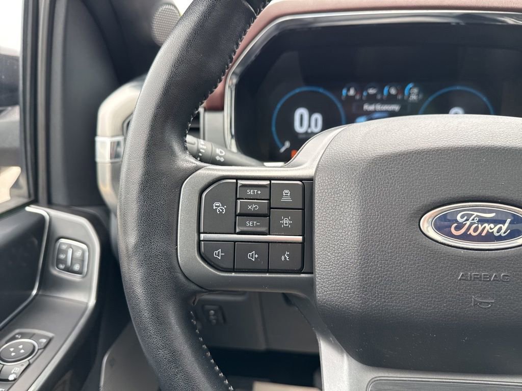 Certified 2022 Ford F150 Lariat w/ Equipment Group 502A High image 26