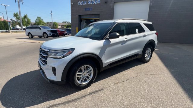 Certified 2026 Ford Explorer Active AWD/4WD image 5
