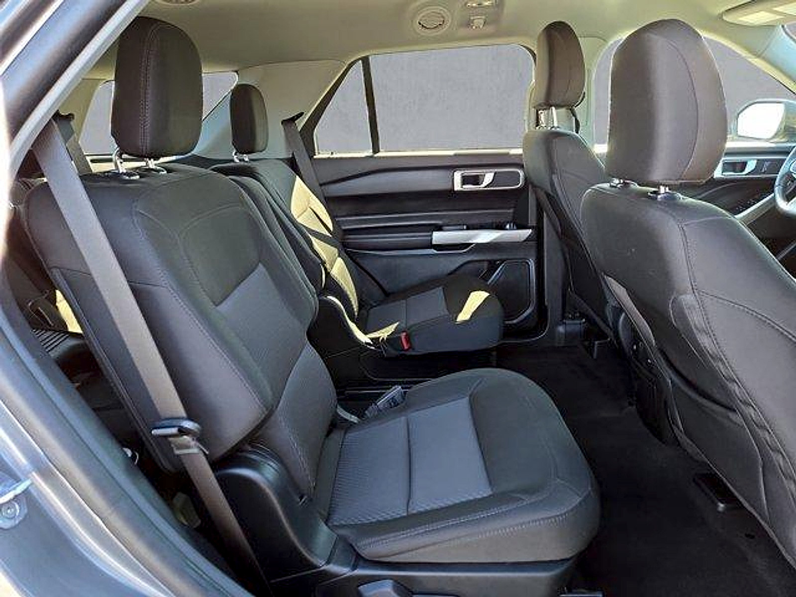 Certified 2024 Ford Explorer XLT AWD/4WD image 24