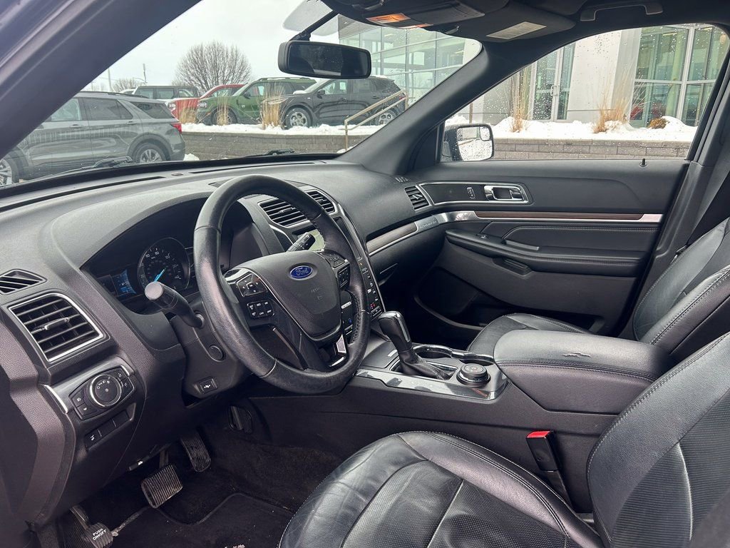 Certified 2017 Ford Explorer Limited image 9