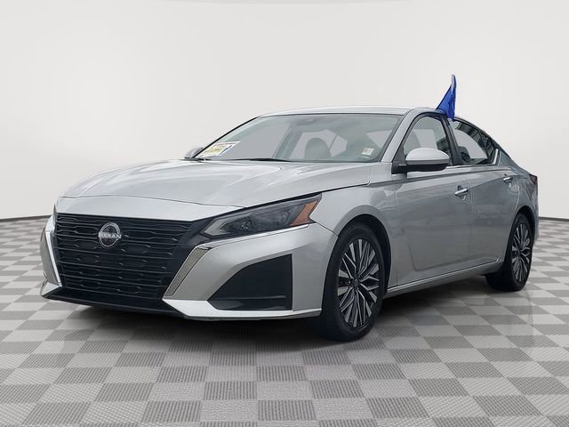 Used 2023 Nissan Altima 2.5 SV image 4