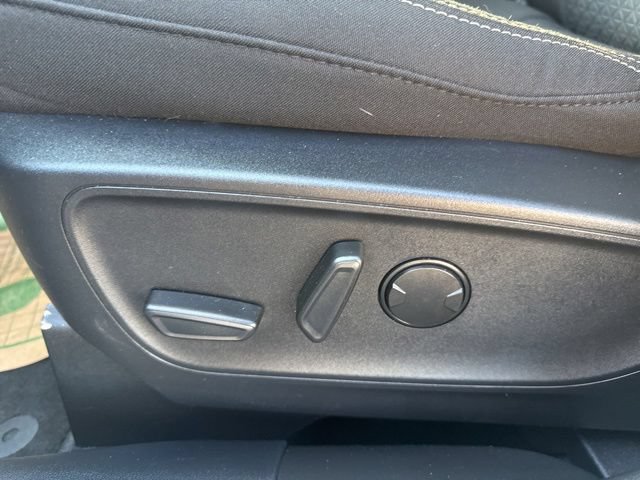 Certified 2024 Ford Escape Active AWD/4WD image 17