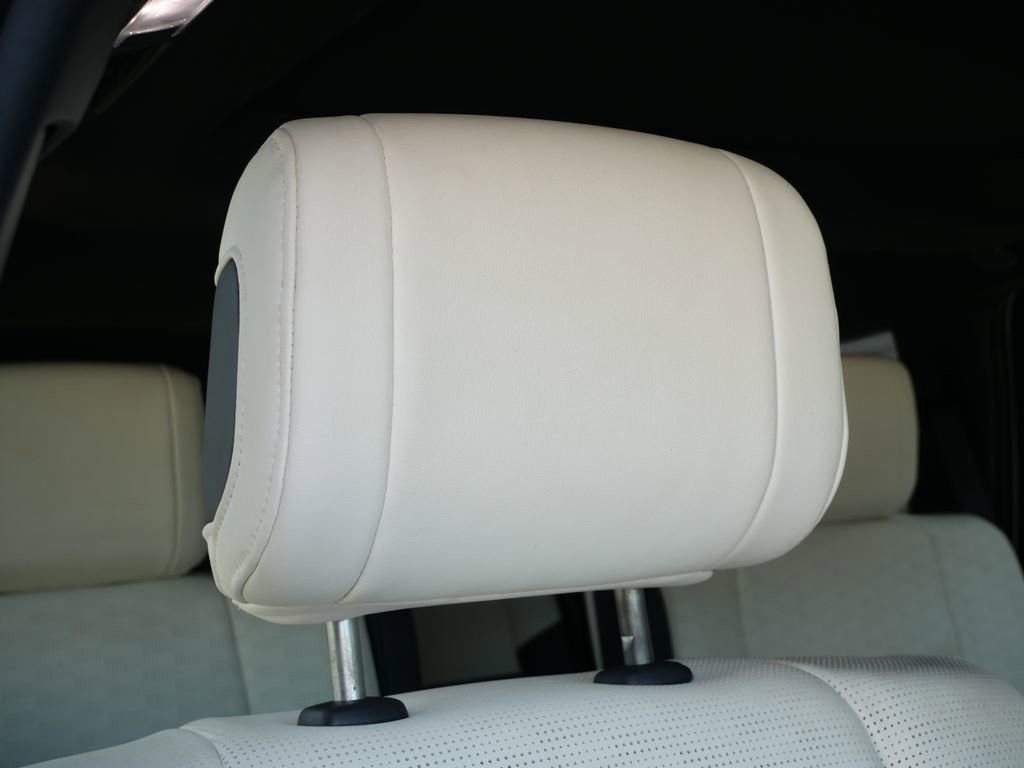 Used 2024 Toyota Sequoia Capstone AWD/4WD image 24