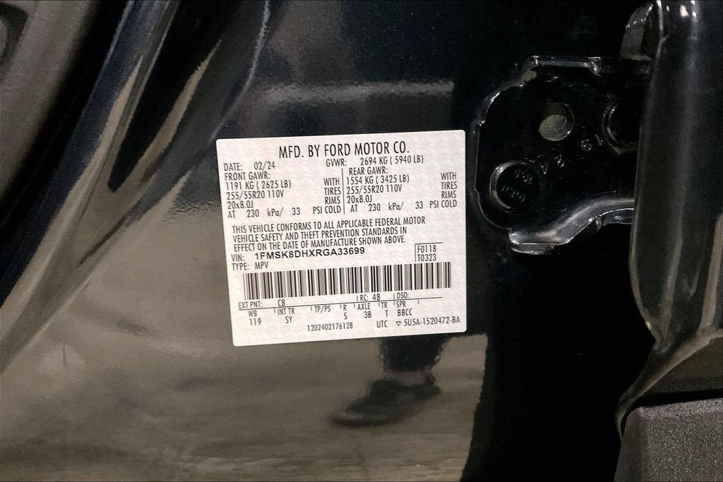 Certified 2024 Ford Explorer XLT w/ Equipment Group 202A AWD/4WD image 30