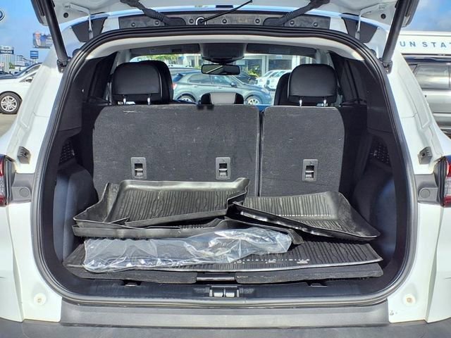 Certified 2023 Ford Escape SE w/ PHEV Premium Package image 30