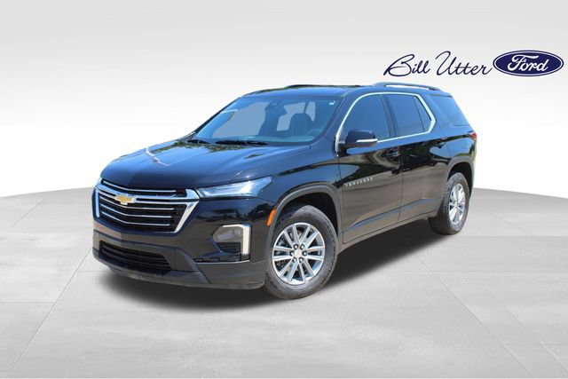 Used 2023 Chevrolet Traverse LT