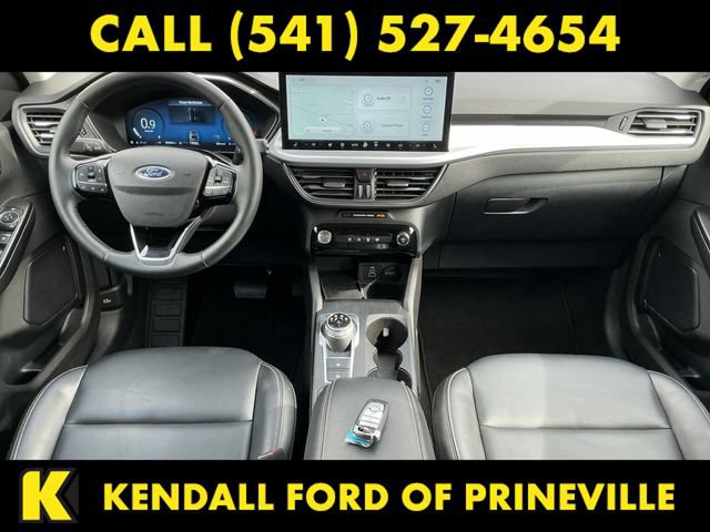Certified 2025 Ford Escape Platinum AWD/4WD image 21