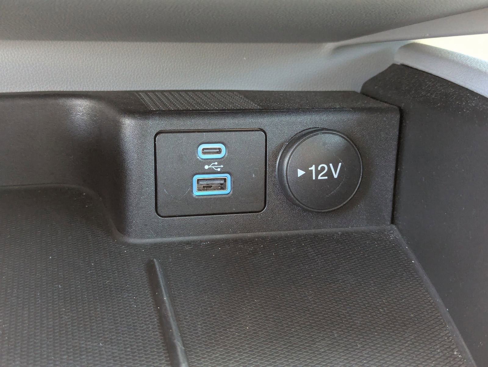 Certified 2023 Ford Escape Active FWD image 22