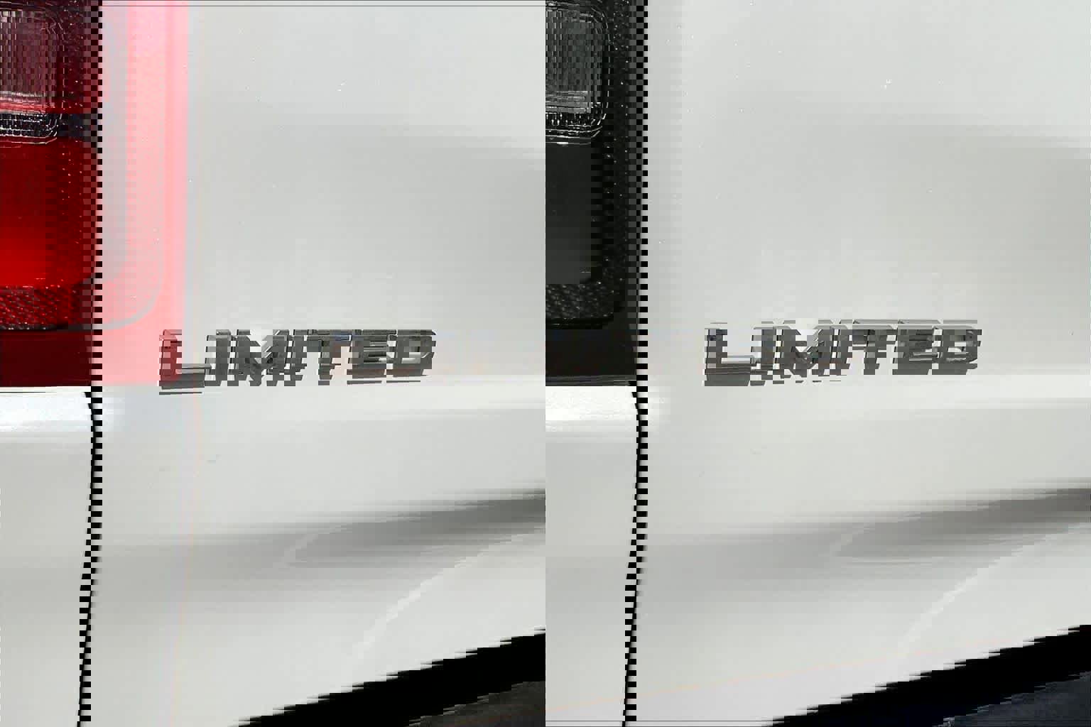 Used 2023 RAM 1500 Limited image 31