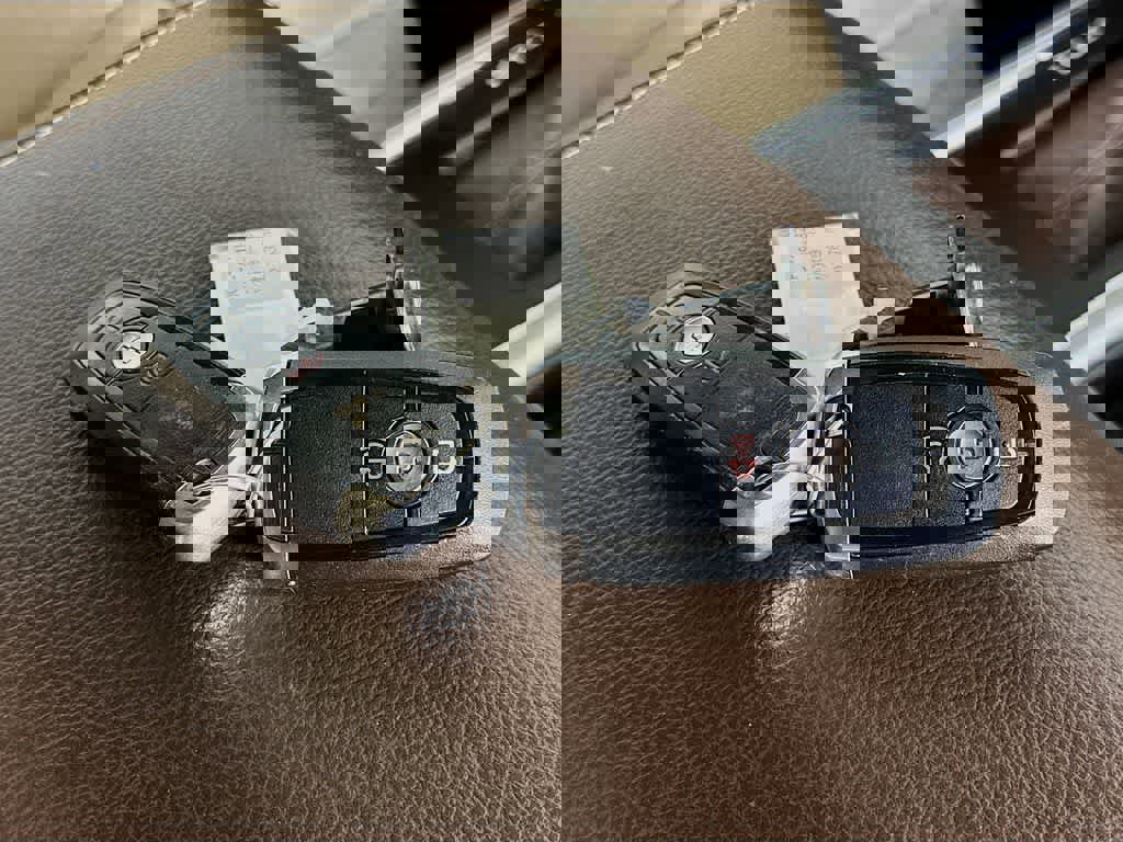 Certified 2019 Ford F150 Lariat image 25