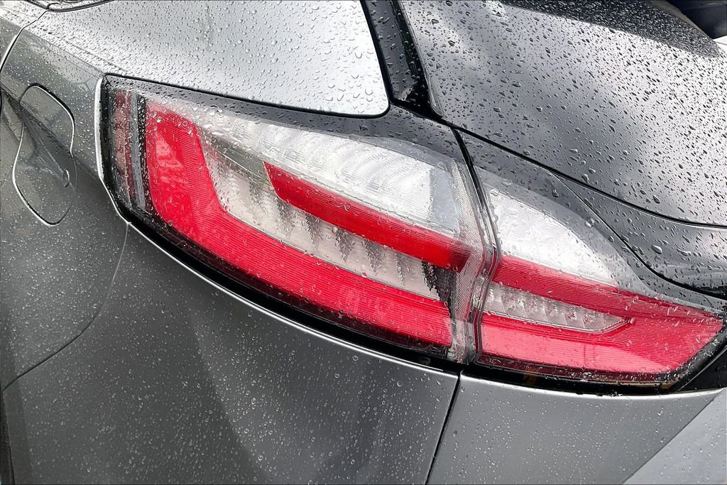 Certified 2023 Ford Edge Titanium AWD/4WD image 27