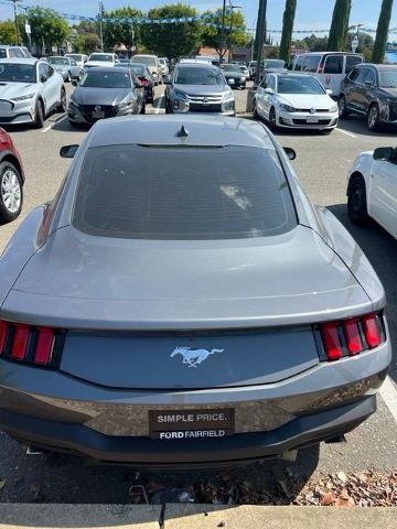 Certified 2025 Ford Mustang Coupe RWD image 9