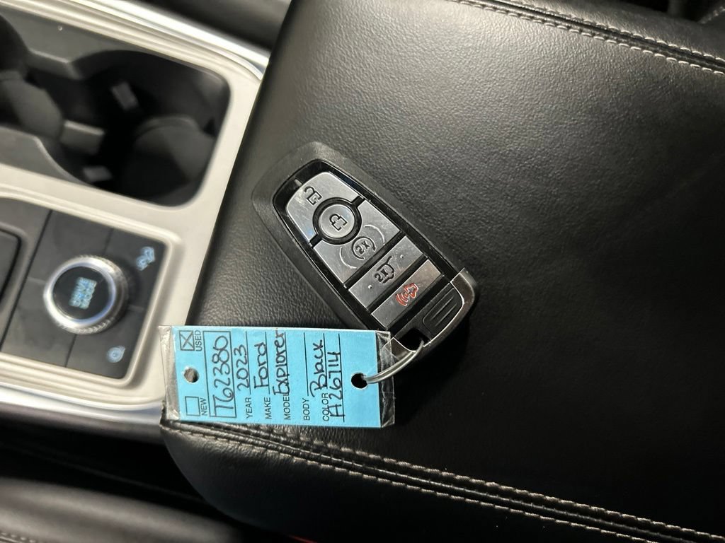Certified 2023 Ford Explorer XLT w/ Equipment Group 202A AWD/4WD image 22