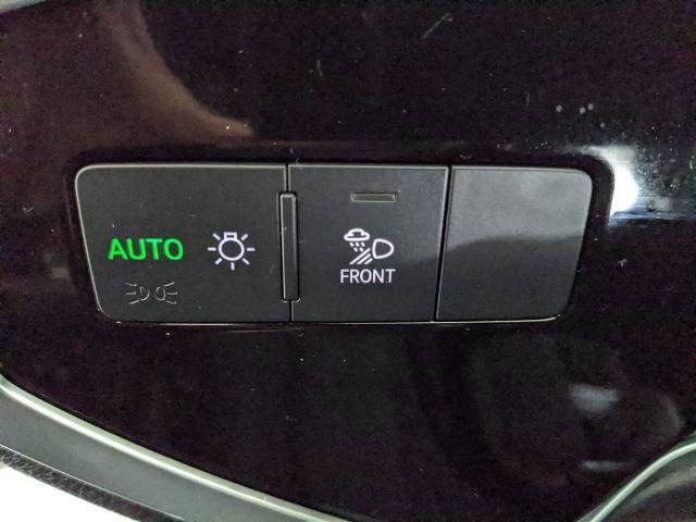 Used 2025 Audi Q3 2.0T Premium image 14