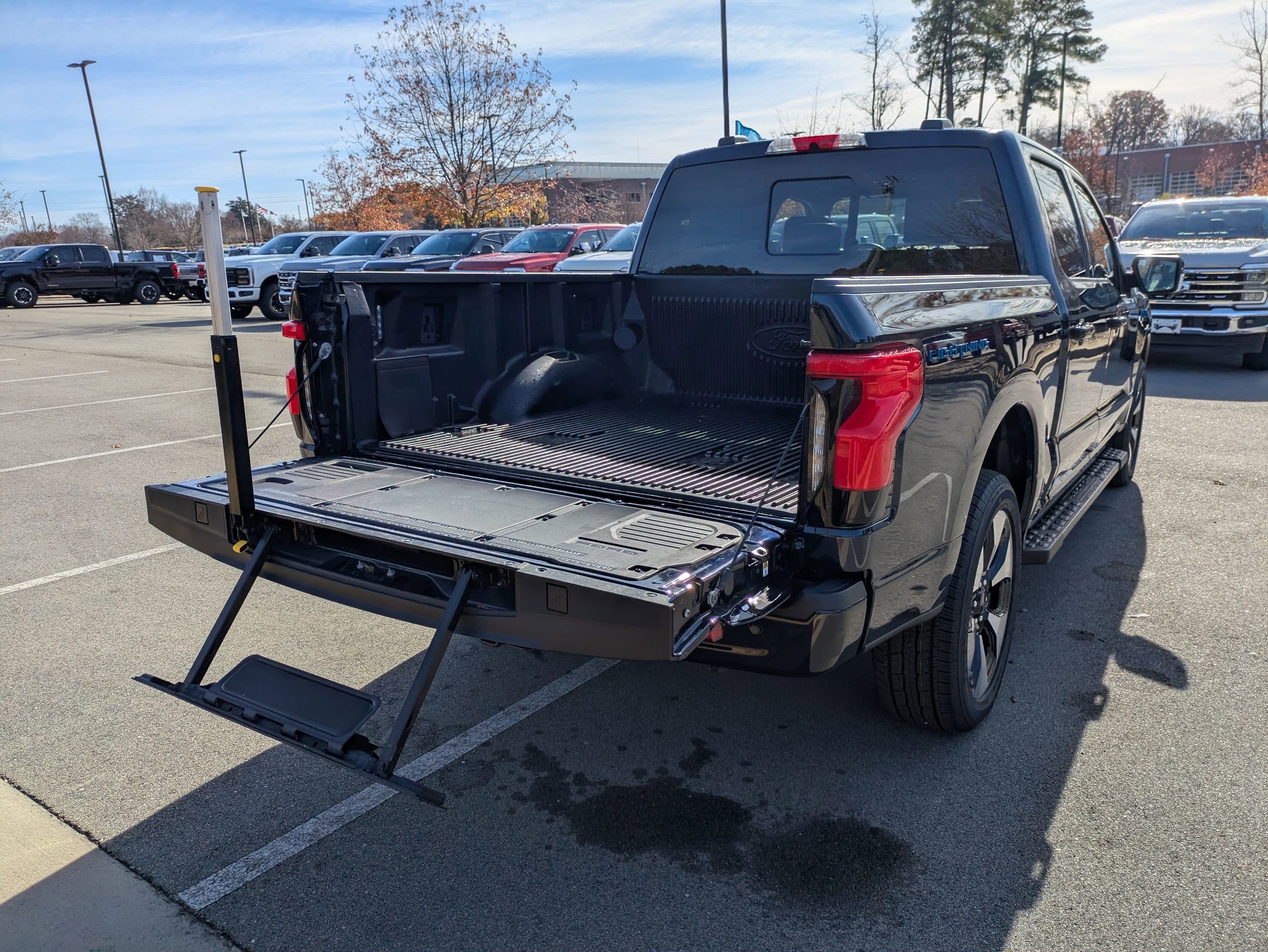 Certified 2024 Ford F150 Lightning Platinum image 39