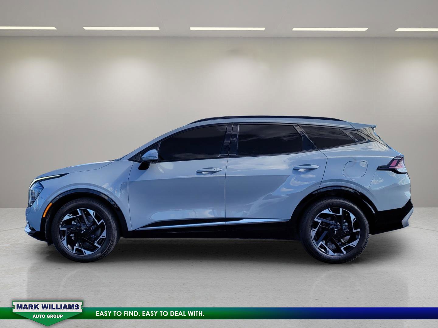 Used 2023 Kia Sportage SX image 2