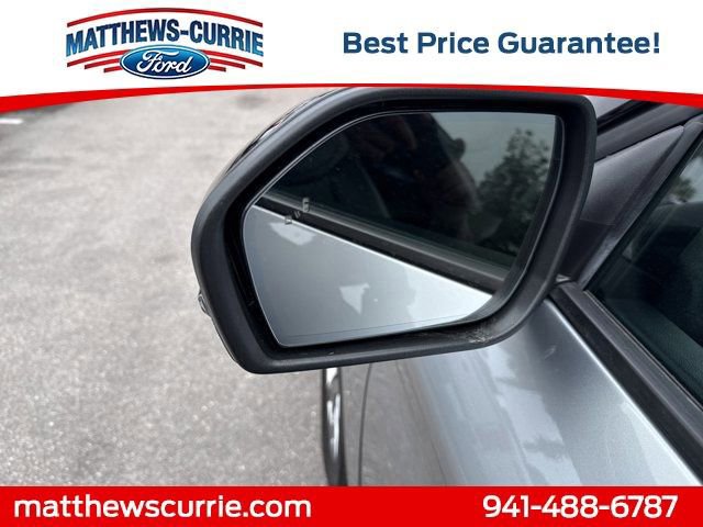 Certified 2025 Ford Explorer Platinum image 8