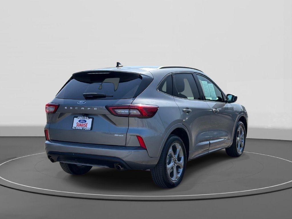 Certified 2024 Ford Escape ST-Line AWD/4WD image 5